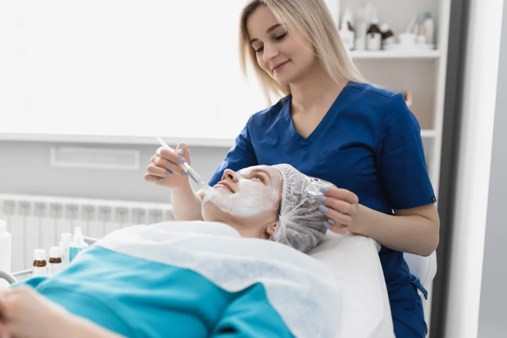 Enfermera Dermoestetica Clinica Enfermería Dermoestética: la especialidad del futuro que muy pocas enfermeras conocen 3